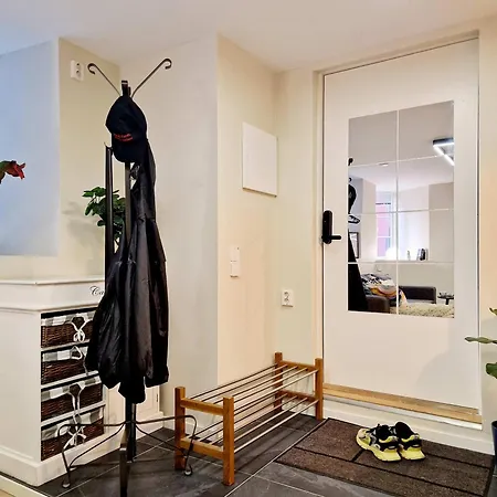 Renovated Retreat In Beautiful Area Near Bryggen Hébergement de vacances Bergen