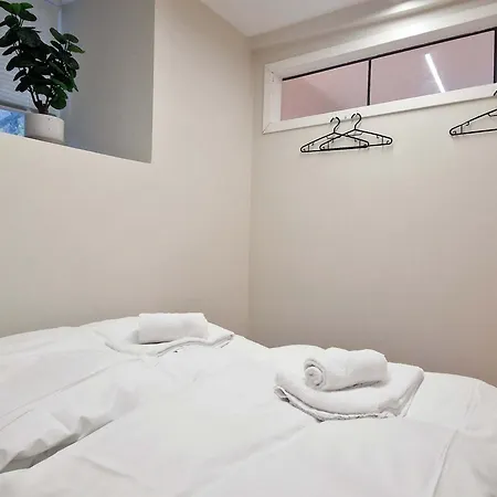 Renovated Retreat In Beautiful Area Near Bryggen 베르겐